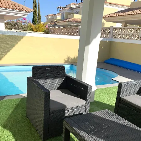 Fiona Lovely, Close To Town And Dunes With Private Pool & Fast Wifi Corralejo